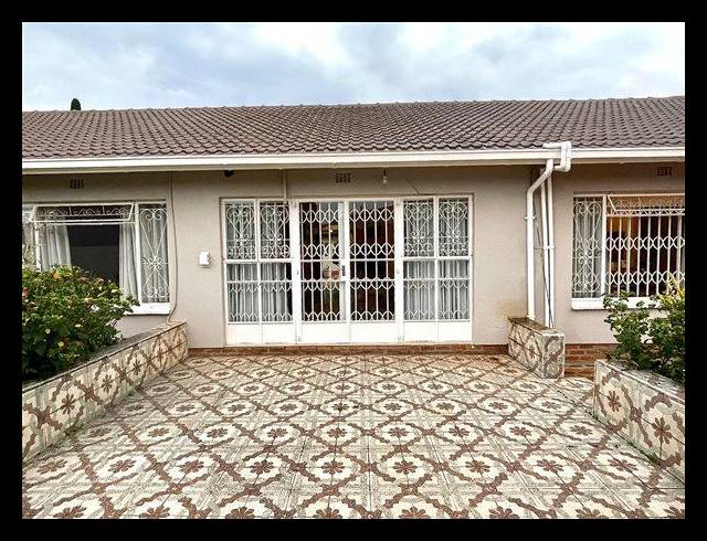 4 BEDROOM HOUSE FOR SALE IN ASTON MANOR